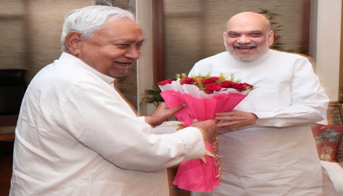 अमित शाह से मिले सीएम नीतीश कुमार, सीट शेयरिंग समेत कई अहम मुद्दों पर हुई चर्चा