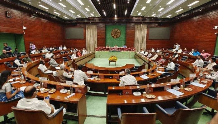 Parliament Monsoon Session: संसद के मानसून सत्र से पहले सरकार ने बुलाई सर्वदलीय बैठक, विपक्ष से मांगा सहयोग