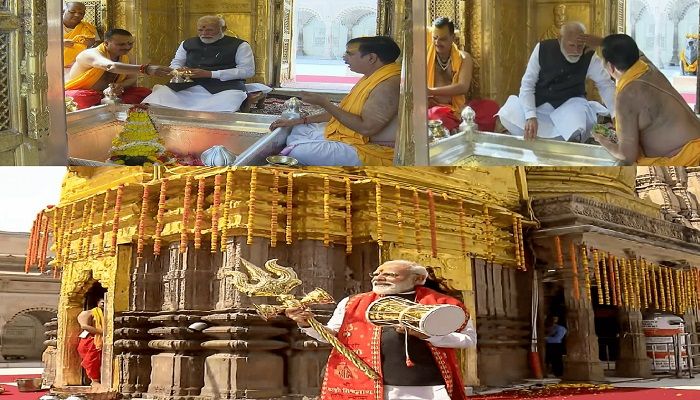 एक हाथ में डमरू, तो दूसरे में त्रिशूल... PM मोदी ने काशी विश्वनाथ मंदिर में की विशेष पूजा