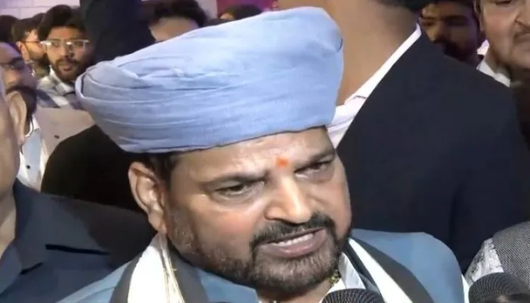 बृजभूषण शरण सिंह के खिलाफ महिला पहलवानों की अपील, फैसले को चुनौती