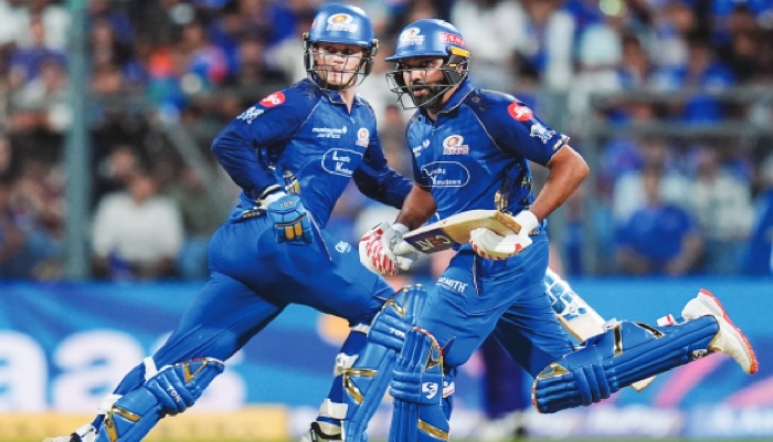 Indian Premier League 2026 : वानखेड़े में पूरन के आतिशी अर्द्धशतक पर भारी पड़ी रोहित-रिकेल्टन की धुआंधार पारी, एमआई से 6 विकेट से हारकर प्लेऑफ की दौड़ से बाहर हुई एलएसजी