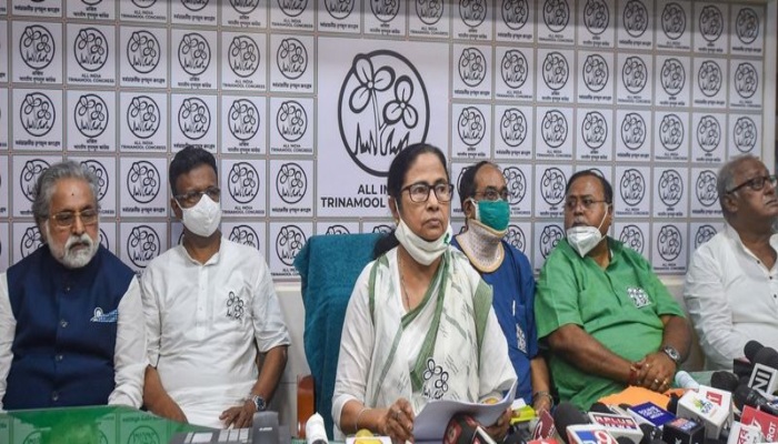 Bengal elections : टीएमसी ने सभी सीटों पर उतारे उम्मीदवार, भवानीपुर सीट पर सुवेंदु अधिकारी से होगा ममता बनर्जी का सामना