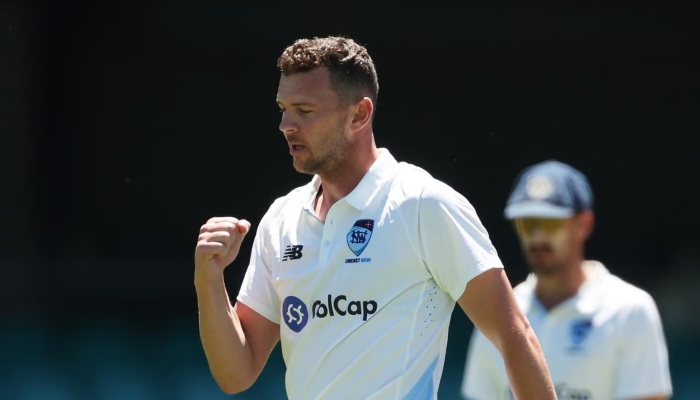 एशेज से पहले ऑस्ट्रेलिया को तगड़ा झटका, शेफील्ड शील्ड मैच के बीच मैदान से बाहर लौटे 2 दिग्गज प्लेयर