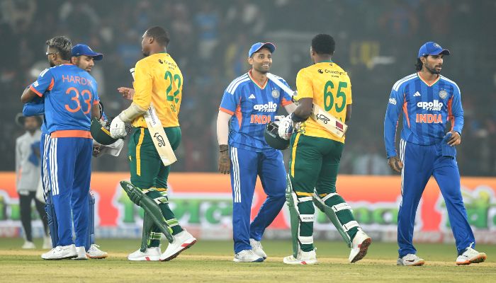 IND vs SA 2nd T20I Live : टीम इंडिया की नजर लगातार दूसरी जीत पर, जानें कैसी होगी पिच और प्लेइंग XI