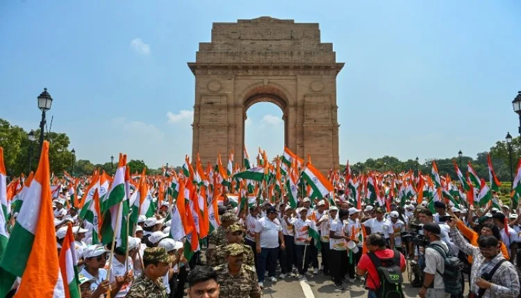 रोमानिया, स्लोवाकिया समेत कई देशों ने दी स्वतंत्रता दिवस की बधाई