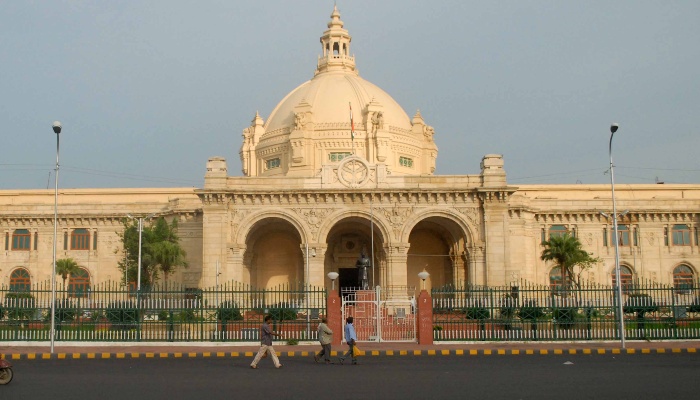 यूपी विधानसभा में बड़े बदलाव की तैयारी, आधुनिकता के साथ कदमताल करेंगे विधायक, लेंगे एआई का प्रशिक्षण