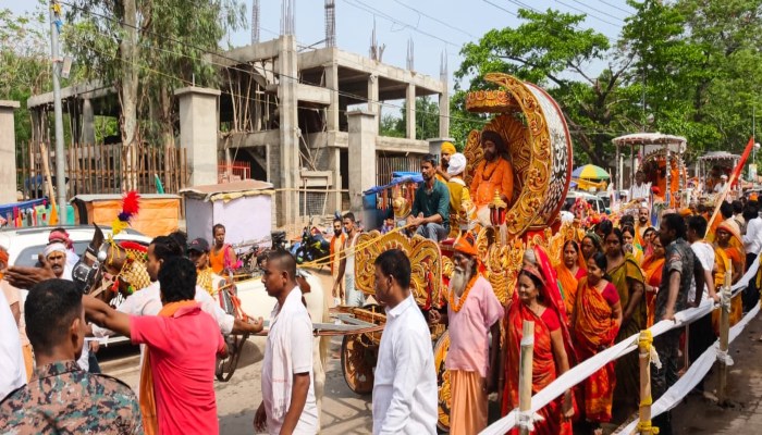 Rajgir Malmas Mela: ब्रह्म मुहूर्त से पवित्र कुंडों में उमड़ी भीड़, पहले शाही स्नान में श्रद्धालुओं ने लगाई आस्था की डुबकी