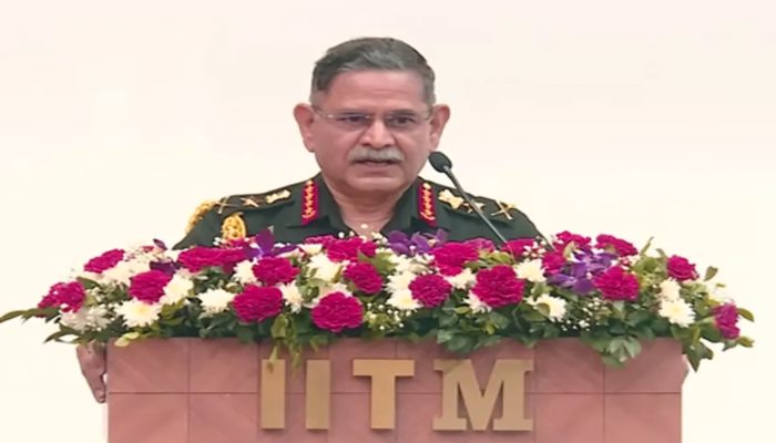 Army Chief: ऑपरेशन 'सिंदूर' के दौरान पहली बार मिली पूरी छूट...आर्मी चीफ ने बताया कैसे तैयार हुआ था प्लान