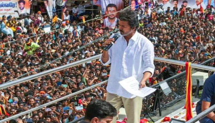 Karur Stampede: मृतकों की संख्या पहुंची 41, भगदड़ के बाद एक्टर विजय को मिली बम से उड़ाने की धमकी