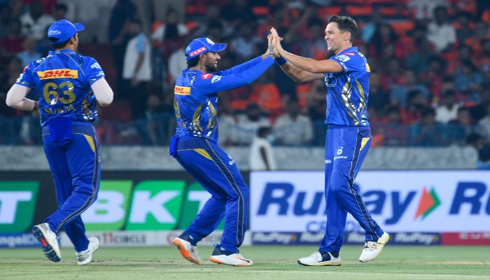 SRH vs MI: 'ट्रेंट' ने ढीले किए हैदराबाद के नट 'बोल्ट',  मुंबई ने दर्ज की लगातार चौथी जीत