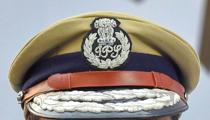 Jharkhand IPS Transfer: झारखंड में बड़े पैमाने पर आईपीएस अफसरों का तबादला, DGP अनुराग गुप्ता भी हटाए गए