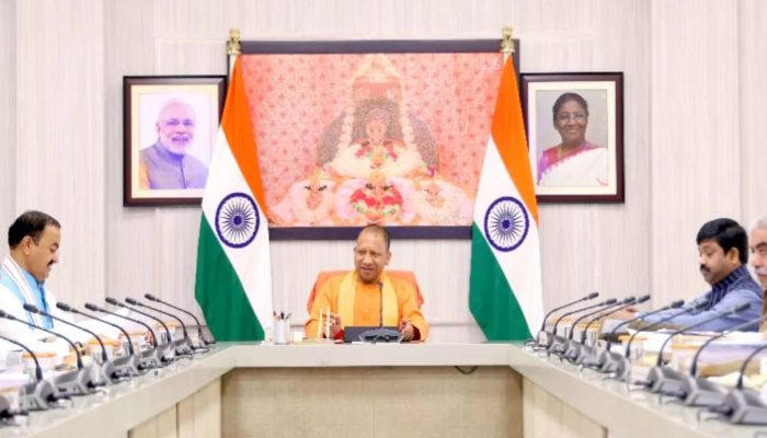 यूपी के सरकारी कर्मचारियों के लिए खुली पुरानी पेंशन की राह... जानें कब तक कर सकेंगे आवेदन