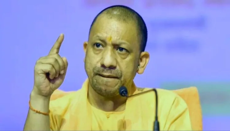 चीनी के बढ़ते दामों पर यूपी के सीएम नाराज, उत्तराखंड में छापा डाल रहीं 11 टीमें