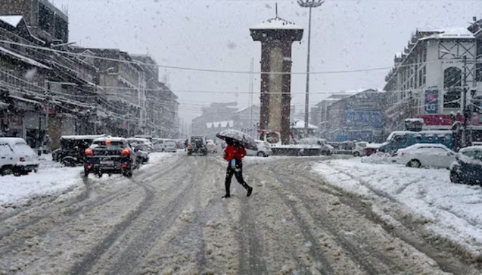 श्रीनगर में सीजन की सबसे सर्द रात, पारा माइनस 5.1 डिग्री सेल्सियस रिकॉर्ड