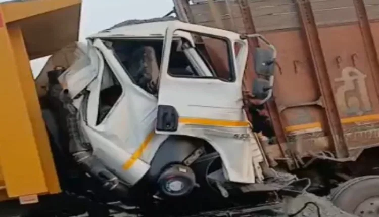 Bundelkhand Expressway Accident: बुंदेलखंड एक ही दिन एक ही एक्सप्रेस वे पर भीषण सड़क हादसे से मचा कोहराम, एक की मौत, 12 से अधिक घायल
