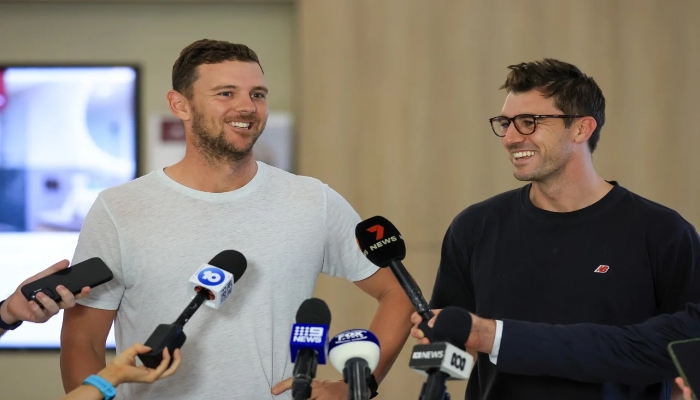 IPL 2026: डिफेंडिंग चैंपियन RCB और SRH को तगड़ा झटका, शुरुआती मैचों से बाहर रहेंगे हेजलवुड और कमिंस