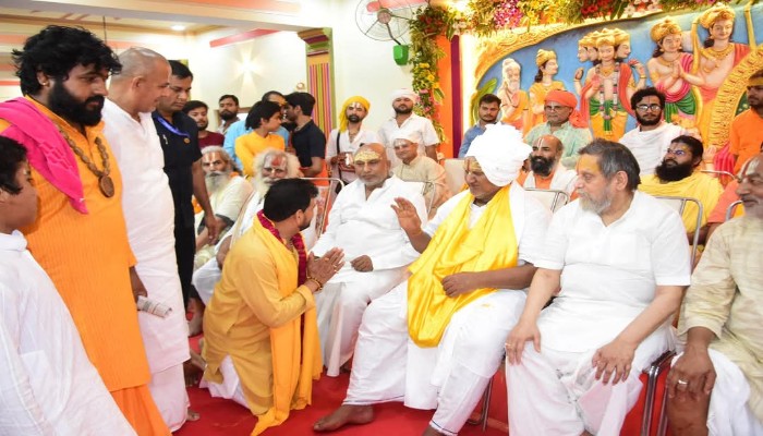 रामनगरी में हनुमान कथा मंडपम का भव्य उद्घाटन, पूर्व सांसद बृजभूषण शरण सिंह हुए शामिल