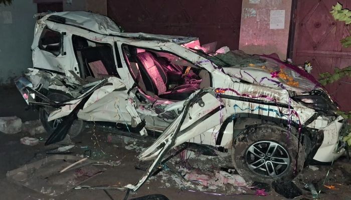Sambhal Road Accident: संभल में भीषण सड़क हादसा, दूल्हा समेत पांच की लोगों की मौत