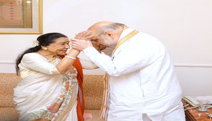 Asha Bhosle Passed Away