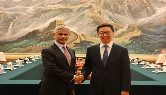 SCO Meeting: विदेश मंत्री जयशंकर पहुंचे चीन, चीनी उपराष्ट्रपति हान झेंग से की मुलाकात