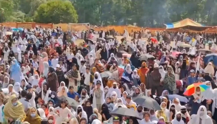 POK में हालात बेकाबू, प्रदर्शन से बेनकाब हुई पाक सरकार और मुनीर सेना