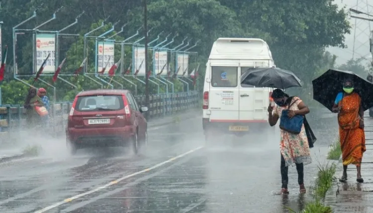 Southwest Monsoon : आसमान से बरसी आफत: आधे भारत में धूल का बवंडर तो आधे में मानसूनी बाढ़, IMD ने जारी किया महा-अलर्ट