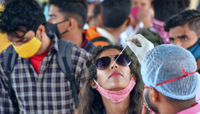 Maharashtra Corona Update: महाराष्ट्र में फिर फूटा कोरोना बम, एक साथ इतने मरीज मिले संक्रमित