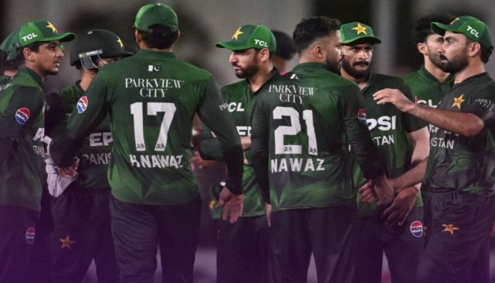 Asia Cup : एशिया कप में सर्वश्रेष्ठ बल्लेबाजी संयोजन तलाश रहे पाकिस्तानी कोच