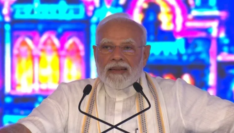 विकास देख फिर चिल्लाएंगे नाराज फूफा...PM मोदी का कांग्रेस पर तंज