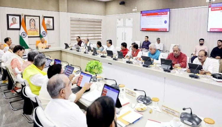 यूपी जल परिवहन को मिली मंजूरी, काशी की गंगा में चलेंगी स्टीमर