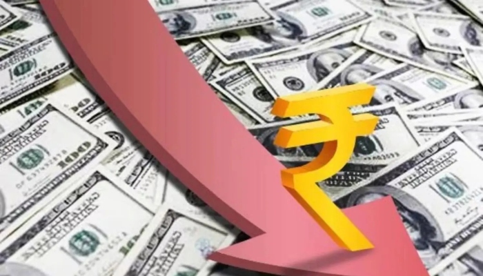 Indian Rupee All-time Low:  रुपये की ऐतिहासिक 'महागिरावट', डॉलर के प्रहार से भारतीय मुद्रा पस्त, पहली बार 95 के पार पहुँचा भाव; आपकी जेब पर होगा सीधा असर