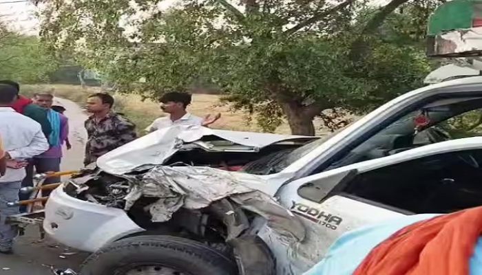 Rohtas Accident: बेटी के तिलक से लौट रहे पिता की सड़क हादसे में मौत, बस-कंटेनर की जोरदार भिड़ंत में 5 की मौत