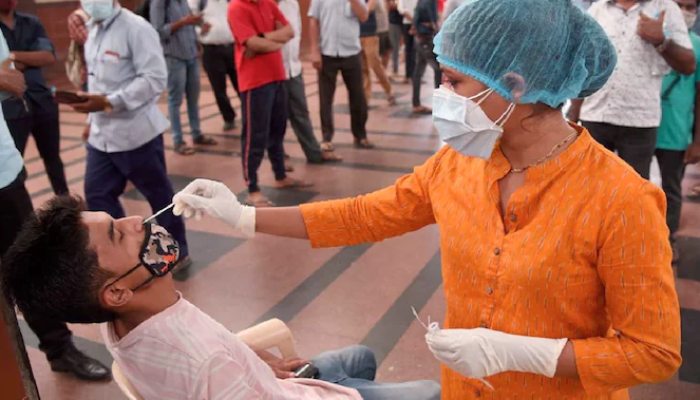 Covid 19 Cases In India: कोरोना के नए वैरिएंट ने पकड़ी रफ्तार, 24 घंटे में 9 की मौत, 269 नए केस दर्ज