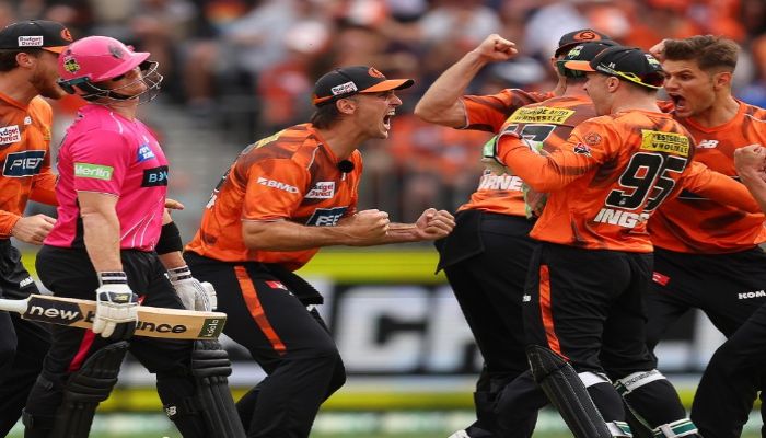 PS vs SS BBL Final Live: सिडनी सिक्सर्स ने पर्थ स्कॉर्चर्स के सामने रखा 133 रनों का लक्ष्य, मिचेल मार्श ने दिलाई तूफानी शुरुआत