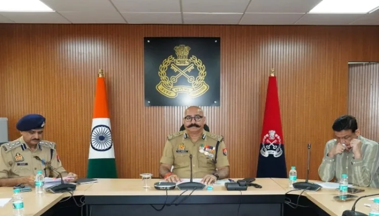 UP Jail DG  P.C. Meena : यूपी जेलों में सुरक्षा और सुविधाओं की समीक्षा बैठक आयोजित
