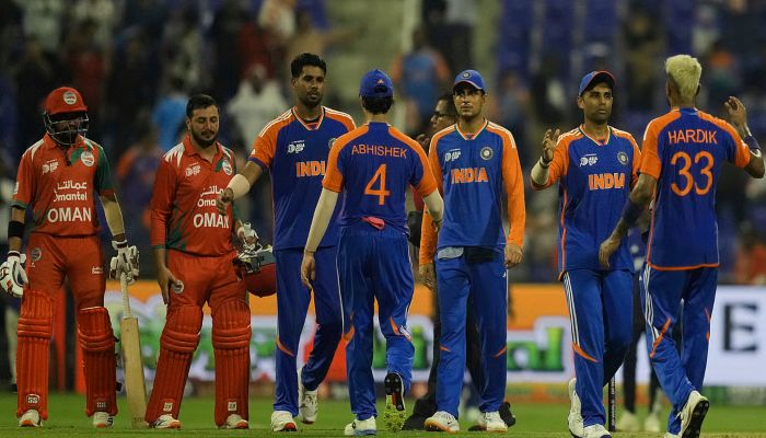 India vs Oman: अर्शदीप सिंह ने टी20 में 'शतक' जड़ रचा इतिहास, ओमान को हराकर भारत ने लगाई जीत की हैट्रिक