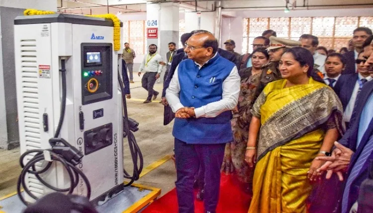 EV की रफ्तार बदलेगी भारत की तस्वीर! 2030 तक 20% हिस्सेदारी से आयात बिल में ₹1 लाख करोड़ की बचत संभव