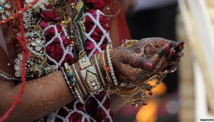 पहली पत्नी के होते किया दूसरा विवाह, पीड़िता ने की कार्रवाई की मांग